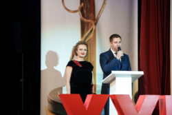 Ведущие Анастасия Бусыгина и Максим Шарафутдинов