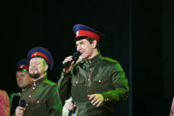 Выступление солиста оптинского казачьего хора